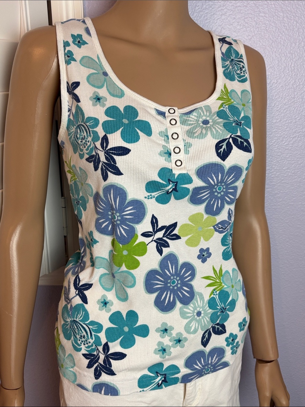 Vintage Tee Co Henley Style Ribbed Hibiscus Hippie Tropical Floral Tank Top
